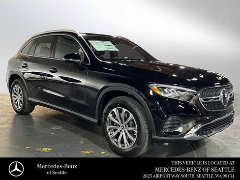 New 2025 Mercedes-Benz GLC 300 4MATIC image 1