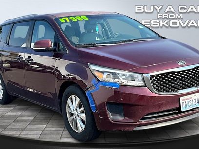 Used 2015 Kia Sedona LX