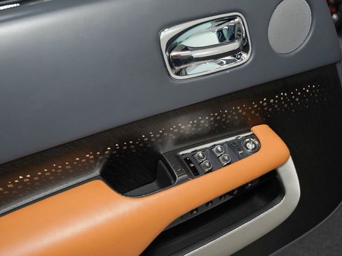 Used 2018 Rolls-Royce Wraith image 49