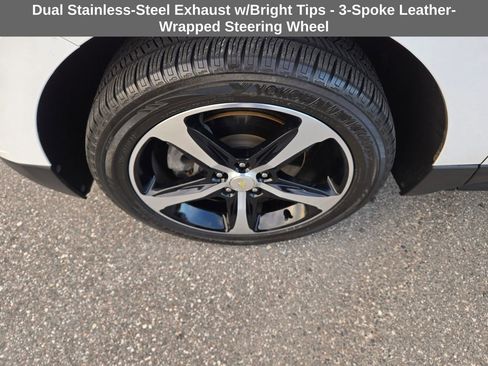 Used 2018 Chevrolet Equinox LT image 15