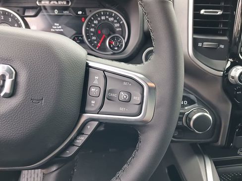 New 2026 RAM 1500 4x4 Crew Cab image 27