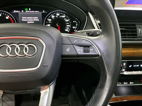 Used 2023 Audi Q5 2.0T Premium w/ Convenience Package image 21