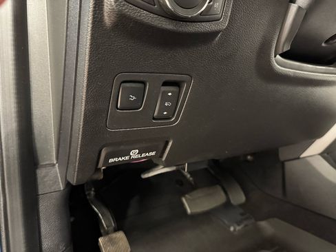 Used 2021 Ford F250 Lariat image 21