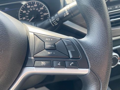 Used 2024 Nissan Altima 2.5 SV image 25