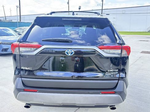Used 2021 Toyota RAV4 Limited AWD/4WD image 7