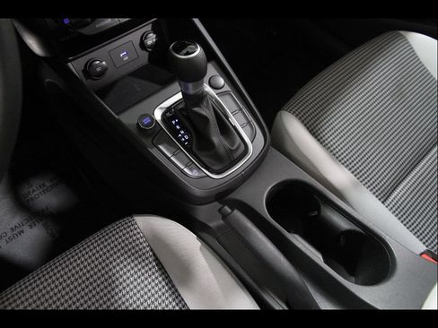 Certified 2023 Hyundai Kona SE w/ Cargo Package FWD image 13