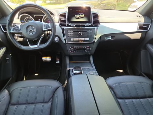 Used 2019 Mercedes-Benz GLE 43 AMG 4MATIC image 23