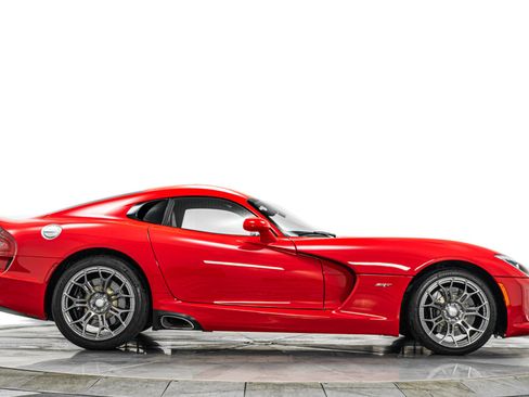 Used 2013 SRT Viper SRT-10 w/ Track Pkg RWD image 42