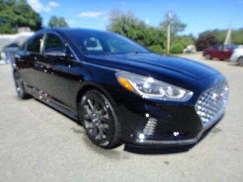 Used 2018 Hyundai Sonata Limited FWD image 3