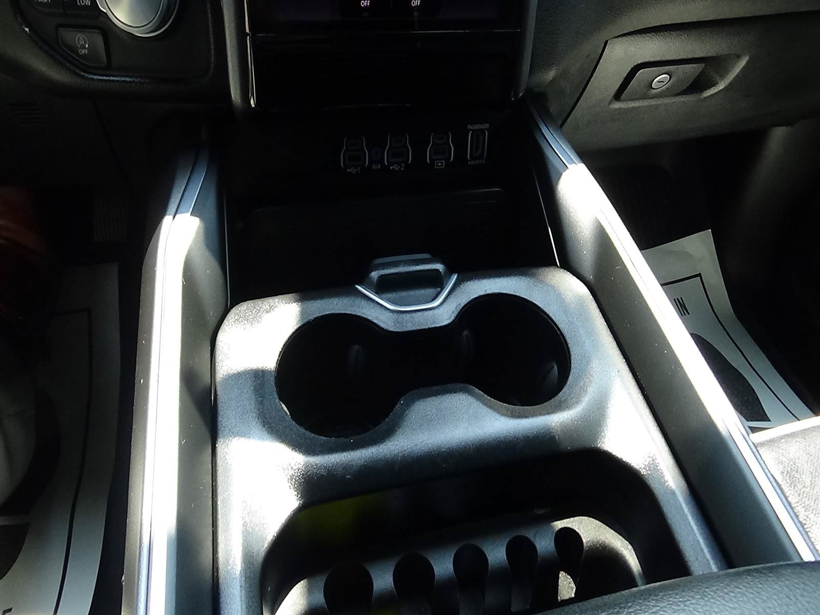 Used 2025 RAM 1500 Laramie w/ Night Edition AWD/4WD image 37
