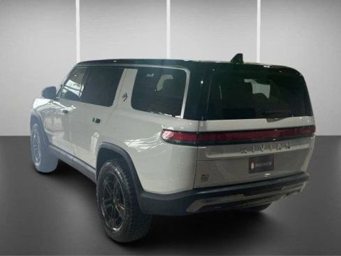 Used 2024 Rivian R1S Adventure AWD/4WD image 11