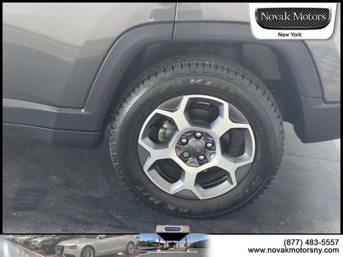 Used 2022 Jeep Compass Trailhawk w/ Trailhawk Elite Group AWD/4WD image 6