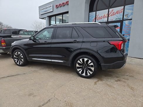 Used 2025 Ford Explorer Platinum w/ LUX Leather Package AWD/4WD image 6