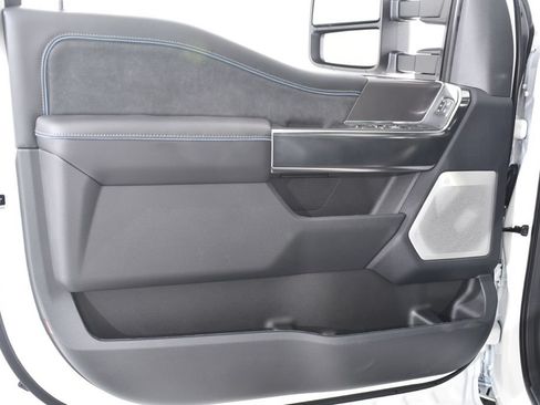 New 2026 Ford F350 Platinum w/ FX4 Off-Road Package AWD/4WD image 24