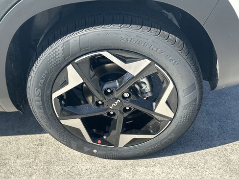 New 2026 Kia Seltos S image 11