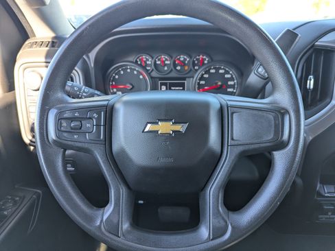 Used 2024 Chevrolet Silverado 2500 Custom w/ Custom Value Package image 22