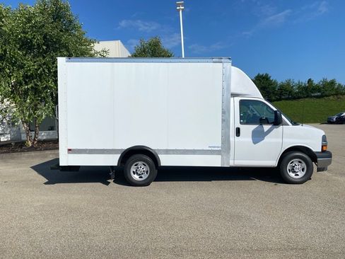 New 2025 Chevrolet Express 3500 w/ Power Convenience Package image 2