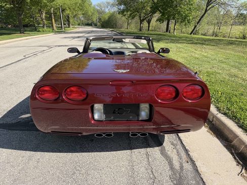 Used 2003 Chevrolet Corvette Convertible w/ Preferred Equipment Group1 RWD image 26