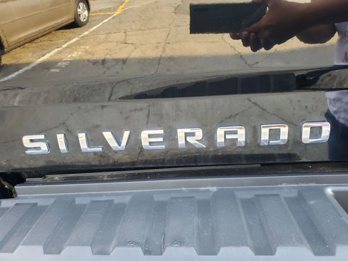 Used 2017 Chevrolet Silverado 1500 W/T w/ Black Out Edition image 10