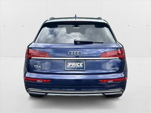 Used 2023 Audi Q5 2.0T Premium w/ Convenience Package image 6