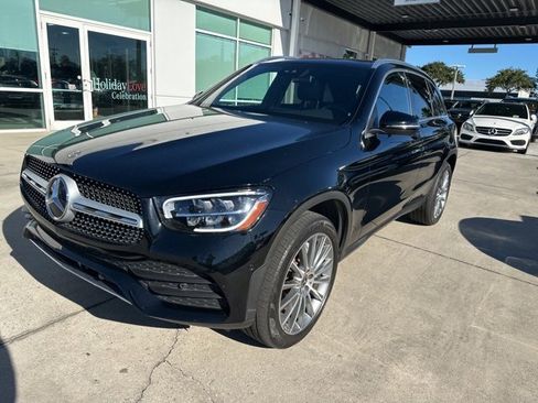 Used 2022 Mercedes-Benz GLC 300 image 1
