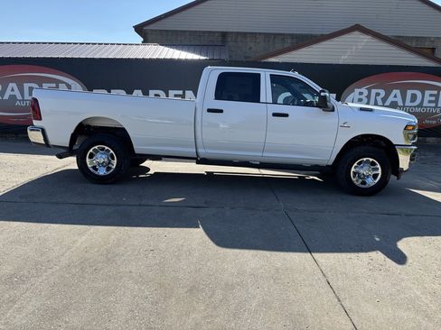 New 2026 RAM 2500 Tradesman image 8