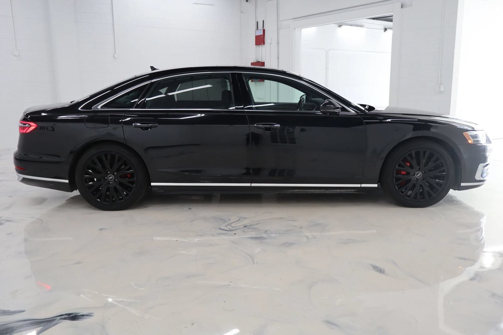 Used 2019 Audi A8 L 3.0T w/ Executive Package AWD/4WD image 10