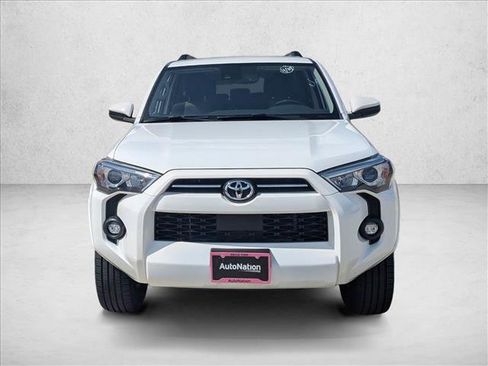 Used 2024 Toyota 4Runner SR5 AWD/4WD image 2