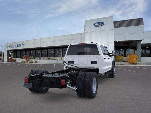 New 2026 Ford F550 4x4 Crew Cab image 8