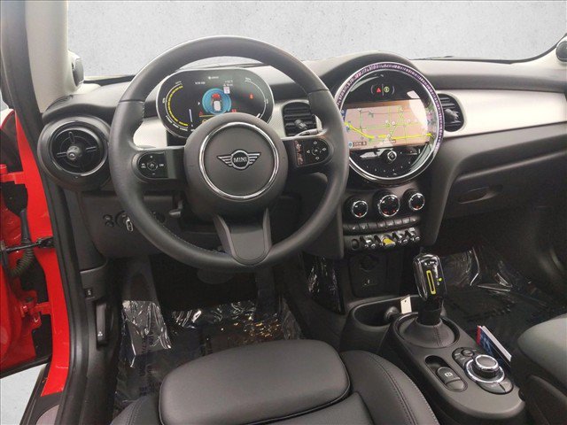 Certified 2024 MINI Cooper SE FWD image 18
