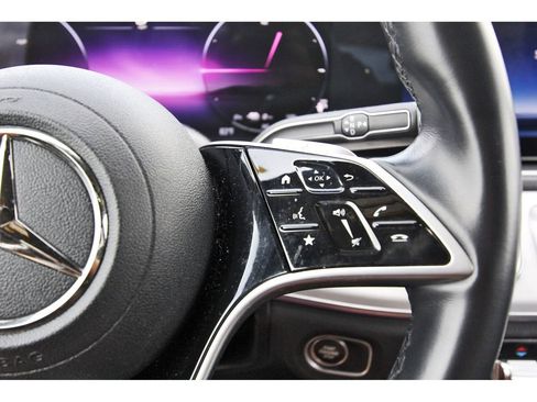 Used 2024 Mercedes-Benz GLE 450e 4MATIC image 16