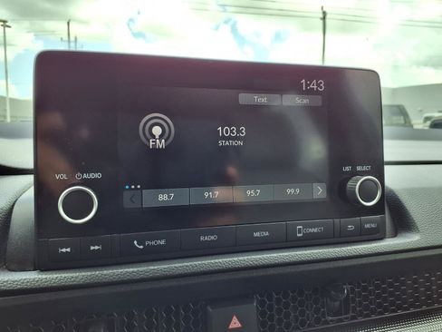 Used 2025 Honda CR-V LX image 7