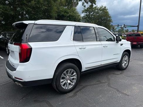 Used 2025 GMC Yukon Denali w/ Sun & Power Step Package AWD/4WD image 4