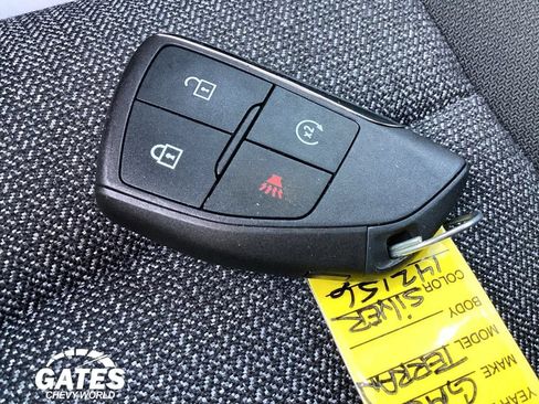 Used 2025 GMC Terrain Elevation FWD image 24