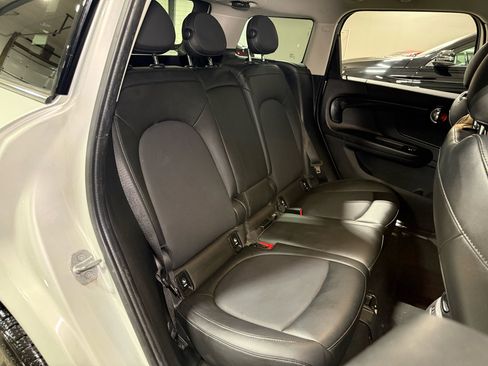 Used 2021 MINI Cooper Countryman S w/ Premium Package image 30