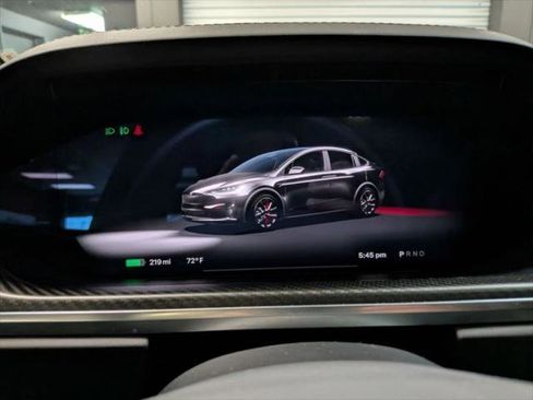 Used 2023 Tesla Model X Plaid image 18