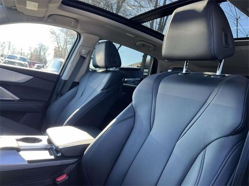 Used 2023 Acura MDX SH-AWD image 12