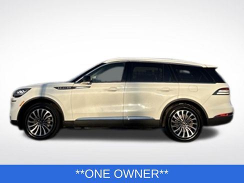 Certified 2020 Lincoln Aviator Reserve w/ Elements Package Plus AWD/4WD image 3