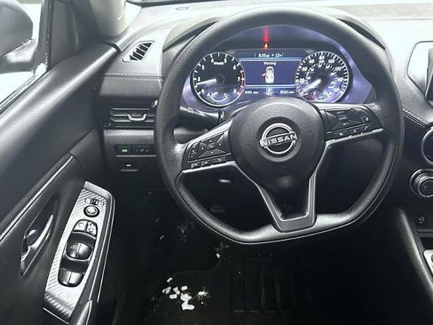 Certified 2025 Nissan Sentra SV w/ Trunk Package image 12