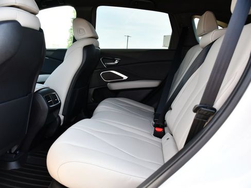 New 2026 Acura RDX SH-AWD image 18