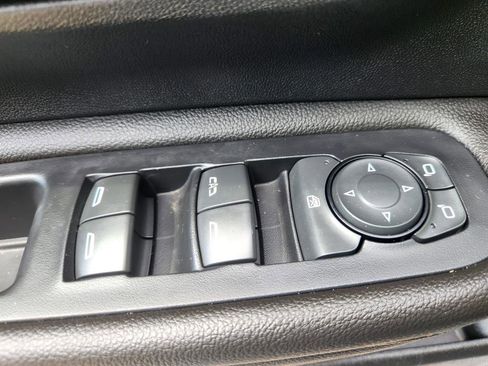 Used 2020 GMC Terrain SLE w/ Driver Convenience Package image 28