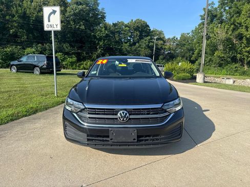 Used 2024 Volkswagen Jetta S FWD image 2