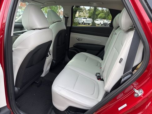 New 2025 Hyundai Tucson SEL image 16