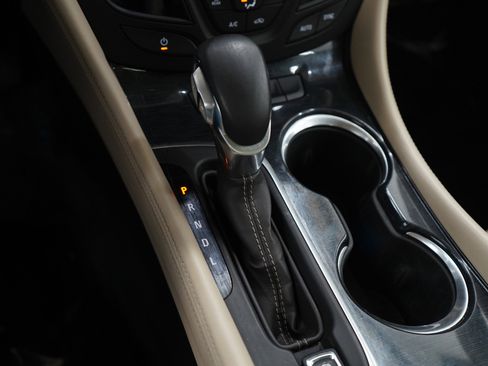 Used 2018 Buick Envision Premium image 24