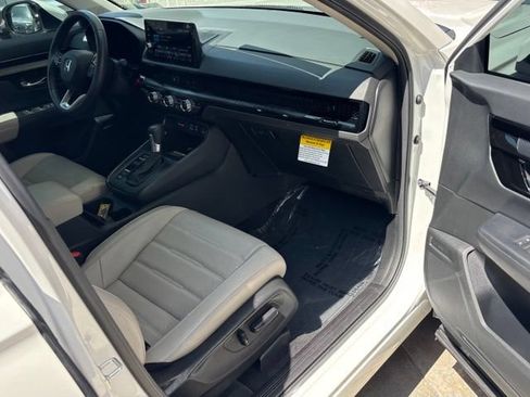 Used 2025 Honda CR-V EX-L image 31
