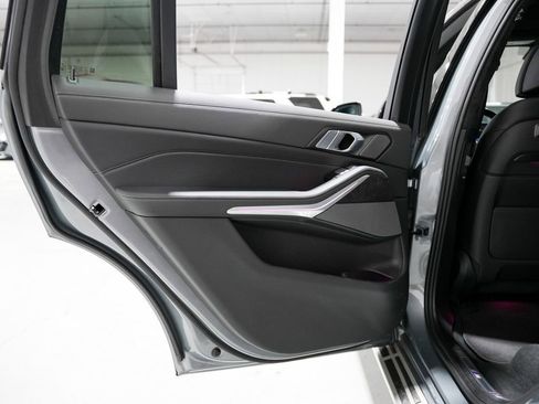 Used 2024 BMW X7 xDrive40i w/ M Sport Package image 42