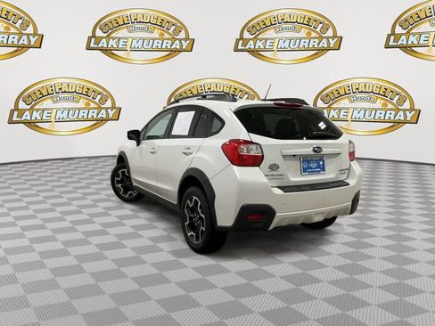 Used 2017 Subaru Crosstrek 2.0i Premium w/ Moonroof Package AWD/4WD image 9
