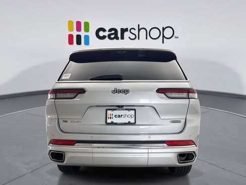 Used 2022 Jeep Grand Cherokee L Overland w/ Luxury Tech Group IV AWD/4WD image 4
