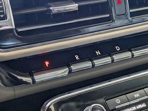 Used 2024 Lincoln Navigator Reserve AWD/4WD image 12