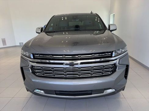 Certified 2022 Chevrolet Tahoe Premier w/ Premium Package AWD/4WD image 2
